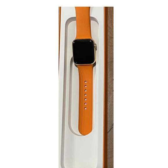 SOLD 24K Gold Plated HERMES 44mm Apple Watch SERIES 6 with Orange Sport band - Picture 3 of 3